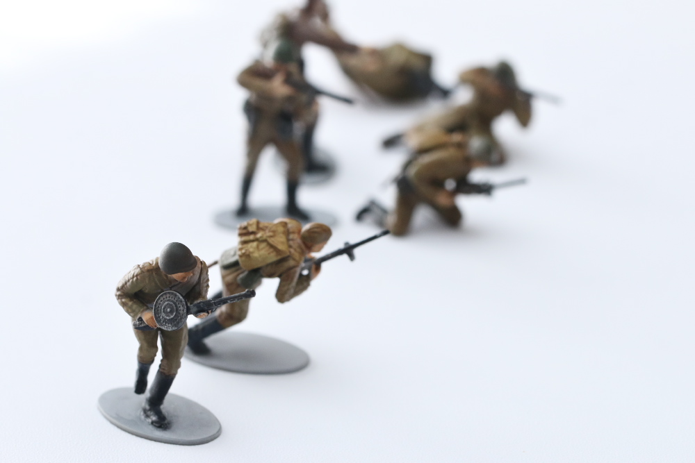 敵を確認しつつ右へ回り込み